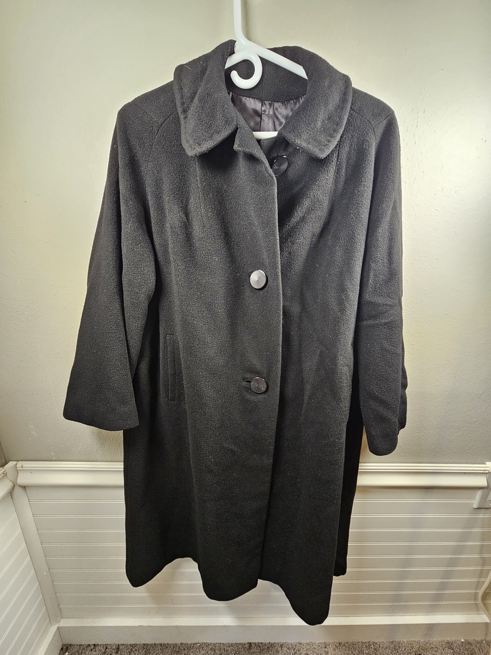 Rare 1950's Cashmere Classic Black Women's Coat